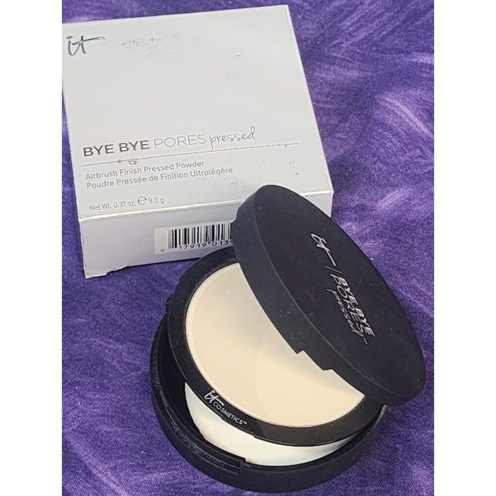 It Cosmetics Bye Bye Pores Airbrush Finish Pressed Setting Powder Translucent